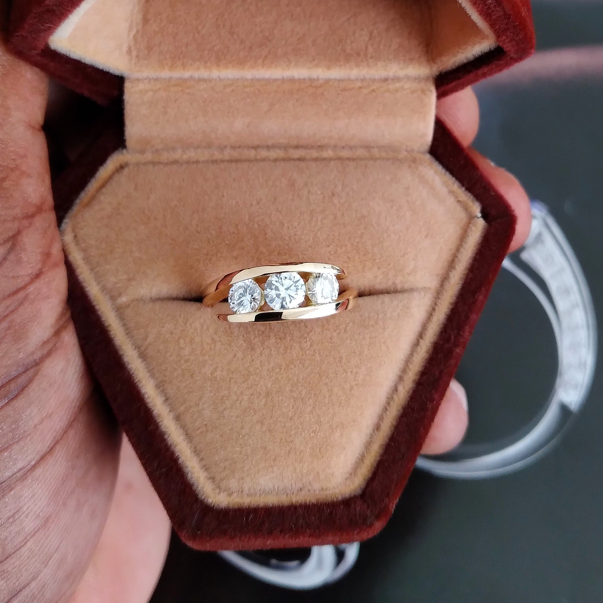 Bague DOUNIA en or et zirconias