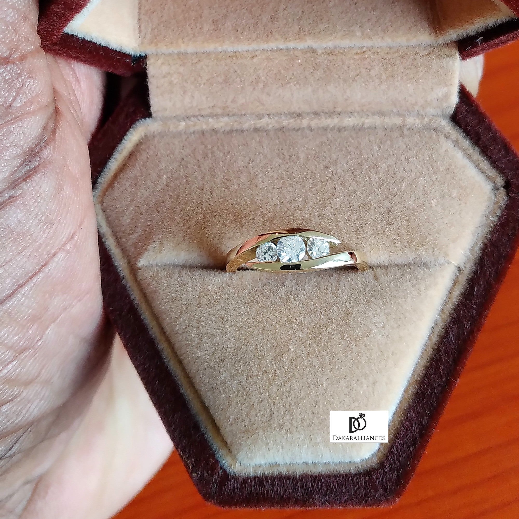 Bague AÏCHA en or et zirconias